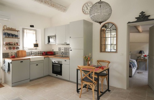 Aix-en-Provence Cottage | Cottage-Ensuite with Bath-Garden view-Cottage Mirabeau