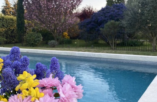 Velleron House | Cottage in an authentic Provencal Mas near ISLE SUR LA SORGUE