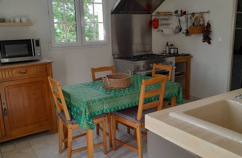 Mormoiron House | Cottage 'Les Vignes', heated pool (10X5), great view at the foot of Mt Ventoux