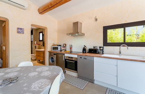 Saumane-de-Vaucluse House | Cottage 'Saumane, Petite Bergerie' with Private Pool, Wi-Fi and Air Conditioning