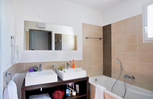 Saint-Saturnin-les-Apt Villa | Countryside Provence Villa for 10