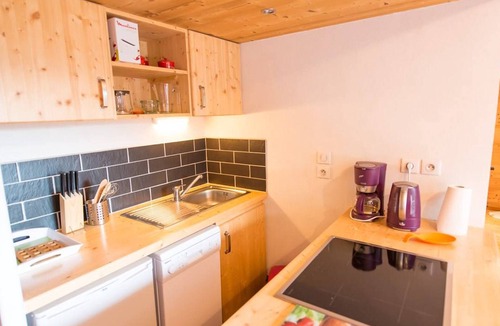 La Salle-les-Alpes Apartment | Cozy 2-Room Apartment, 4 Sleeps, 200m from Slopes, La Salle les Alpes