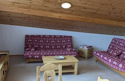 Orcieres-Merlette Apartment | Cozy Duplex for 8 with Terrace, 2 Parkings, 150m from Ski Lifts - Orcières Merlette