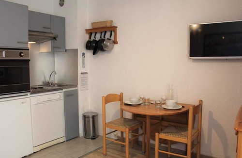 Les Claux Apartment | Cozy studio at the foot of the slopes in Vars