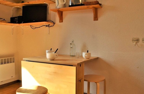 Risoul Apartment | Cozy Studio for 4 in Calm Area, Near Lift, Ski-in/Ski-out, TV, Ski Locker, Risoul 1850