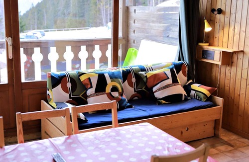 Auris Apartment | Cozy Studio with Balcony, Mountain View, and Ski Access - Sleeps 6