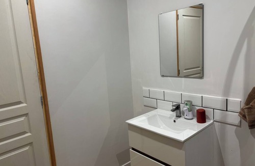 Lunel-Viel Apartment | Cozy studio with garden access
