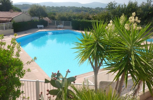 Cogolin Cottage | DELIGHTFUL TYPICAL PROVENCAL COTTAGE WITH LARGE SHARED POOL 12KM ST TROPEZ