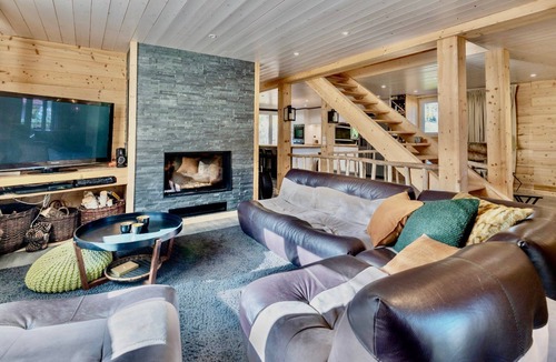 Thones Ski Chalet | Demi Chalet Fraîchement Rénové