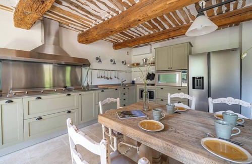 Saint-Saturnin-les-Apt House | Domaine des 3 Fontaines, Luberon, 8 bedrooms, air conditioning