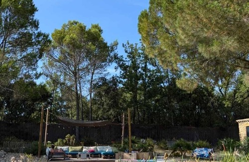 Uchaux House | DOMAINE L'ETANG DES CIGALES 12 PER, IN THE HEART OF NATURE WITH A NATURAL SWIMMING POOL