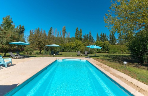Roussillon Villa | Domaine Plan des Devens – Peaceful 4-Star Retreat with Heated Pool