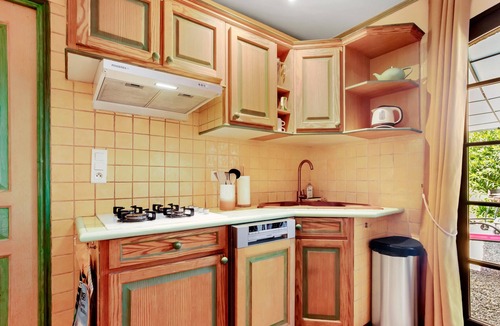 Trans-en-Provence House | Domaine Saint Amour – La Cascade Cottage, 2 ha Estate with Lake, Waterfall & Pool