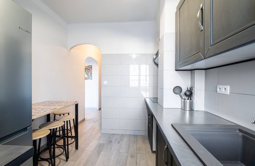 Frejus Plage Apartment | Doux Zéphir – Marine Serenity and Tranquility by the Sea
