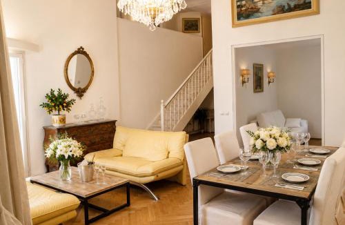 Cannes Apartment | Duplex à la Villa Canteraine