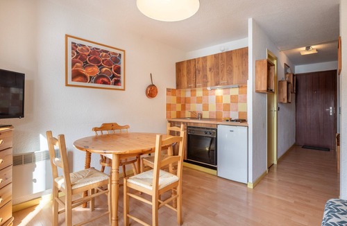 La Morte Apartment | Duplex Apartment 'Station Alpe Du Grand Serre' with Mountain View, Private Terrace and Wi-Fi