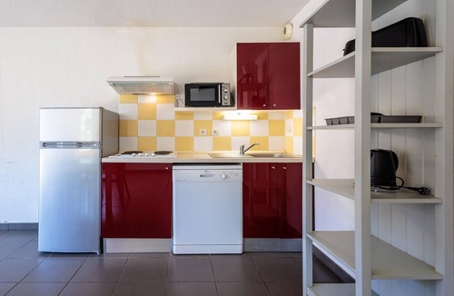 Aubignan House | Duplex holiday home with terrace