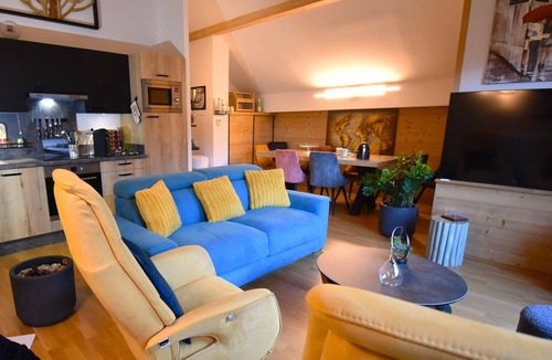 Vaujany Apartment | Edelweiss apt D 07 - Three Bedroom Apartment, Sleeps 8