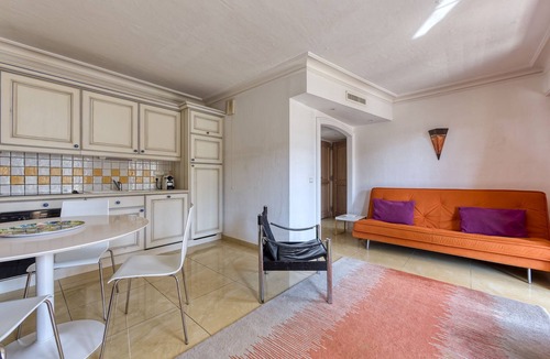 Cap-d'Antibes Apartment | Emeraude Cap Luxueux Apt 2 Pièces Dans Résidence Avec Piscine et à 200m Plage