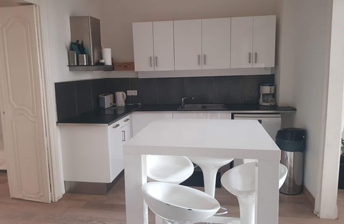 Montpellier City-Centre Apartment | EXCEPTIONAL APARTMENT IN THE HEART OF THE HISTORICAL CENTER WITH PARKING