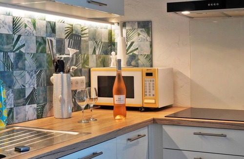 Valescure House | Family-friendly holiday home with a pool and garden, ideal for families