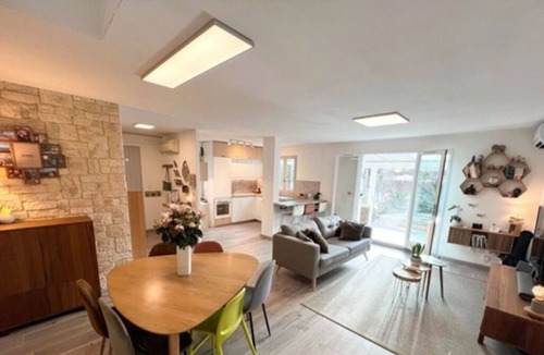 Hyeres Villa | Family home with garden - quiet location near Hyères and beaches
