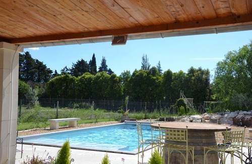 L'Isle-sur-la-Sorgue House | Farmhouse in the countryside with mature garden and swimming pool