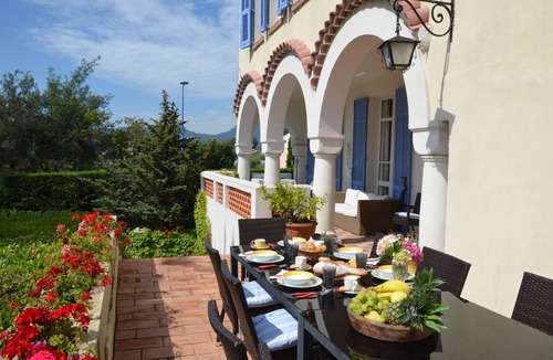 Mandelieu-La-Napoule Villa | FLASH SALE JULY - contact owner. Magnificent Villa,Sleeps 8-10/Private Pool/AC