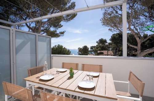 Carry-le-Rouet Apartment | Flat Beach front Swimming Pool and Parking