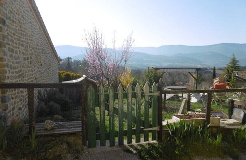 Rosans House | Former Sheepfold "Le Rubato" with Mountain View, Private Terrace, and Wi-Fi