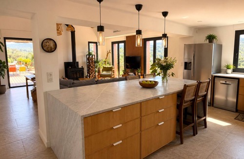 Falicon House | Friendly house on the hills of Nice with unobstructed view 20 min from the sea