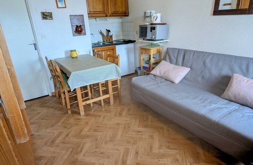 Prapoutel Apartment | Functional studio at the foot of the slopes with balcony