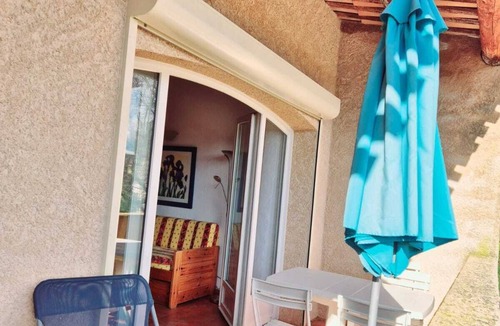 Greoux-les-Bains Apartment | Furnished duplex in a small condominium for curists or families