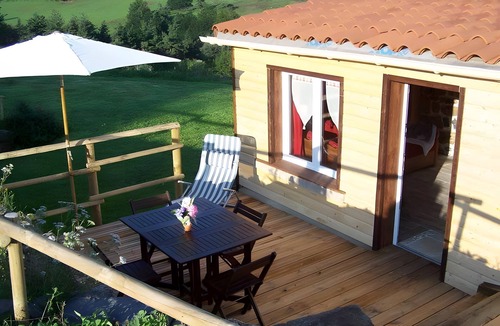 Lafarre House | Gîte La Bergerie: Mountain View, Private Terrace & Wi-Fi