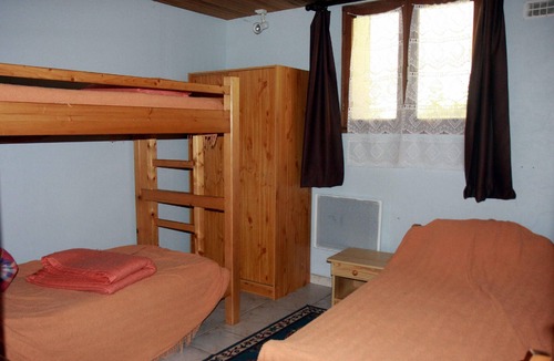 Villard-Notre-Dame House | Gîte LES GENTIANES, in ORNON. LE BOURG D'OISANS 12mn away