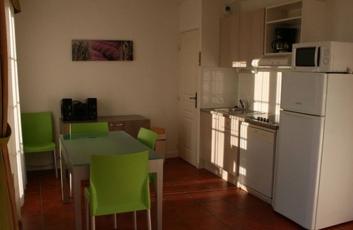 Sainte-Cecile-les-Vignes Cottage | Gîtes en Provence clim avec piscine - 4 people - Chq Vacances accepted