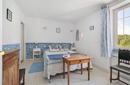 Durfort Bed & Breakfast | Gentiane Room at Aux berges du Saint Ferréol