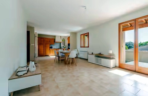 Lagnes House | Gite des Santolines in the Luberon, between Gordes and L'Isle-sur-la-Sorgue