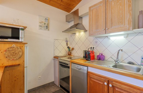 Vallon-Pont-d'Arc Apartment | Gite du Mouredon – Views of the Village and Chauvet Cave, Near Vallon Pont d’Arc