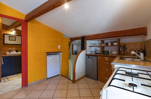 Ponet-et-Saint-Auban House | Gîte 'Gite De Pascal Et Virginie' with Mountain View, Private Terrace and Balcony