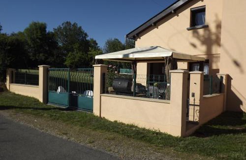 Najac House | Gite La Baraque