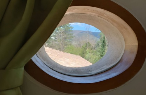 Le Poet-Laval Apartment | Gite La Villa des Pins in Drôme Provençale