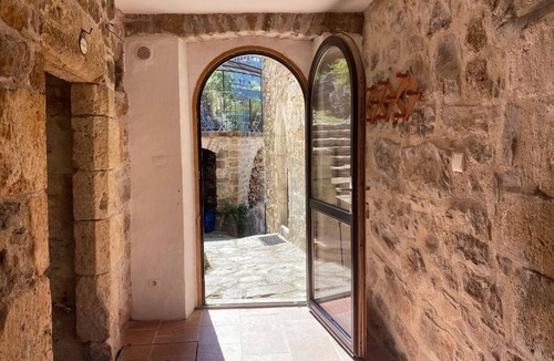 Riviere-sur-Tarn Apartment | Gîte Namaste, perfect for getting together with family and friends!