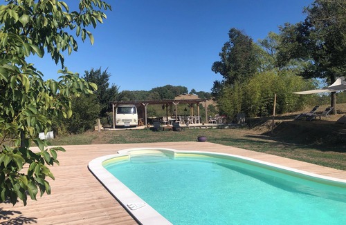 Lapenne Cabin | Glamping Lodge Monet | Domaine du Cammazet | Pool| Comfort | Nature