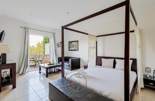 Ensues-la-Redonne Bed & Breakfast | Grand Studio "Méjean" - Domaine Ciel et Mer