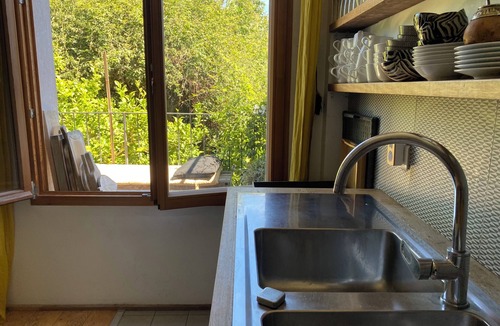 Saint-Charles House | Grande Maison, terrasse, bassin, quartier Arty, 20' plage à vélo, idéal famille.
