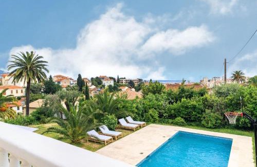 Riou - Petit Juas - Av de Grasse Villa | Grande villa proche plage vue îles, baie de Cannes