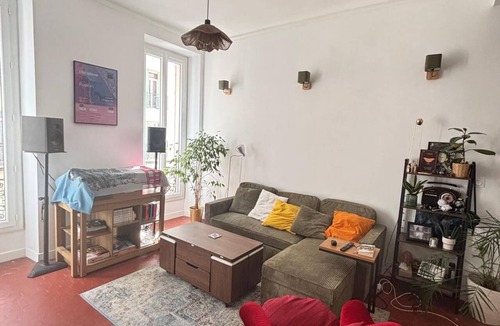 Saint-Charles Apartment | Great 60-square-meter apartment in the Longchamps neighborhood