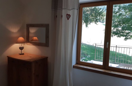 Montmin House | Great Appartment Renovated Old French Stone Farmhouse