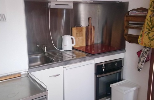 Les Issambres Apartment | Ground Floor Apartment With Sea Views and Garden + Swimming Pool